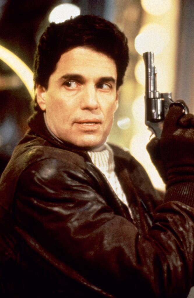 Happy birthday to Chris Sarandon! The man who played the hero in Child s Play! 