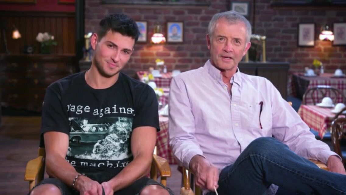 makiaken's tweet photo. Who’s ready? #Days #Cin #ClydeVsBen #SonVsDad #TheUltimateShowdown 🔥🖤 https://t.co/8GNVkWcvXZ
