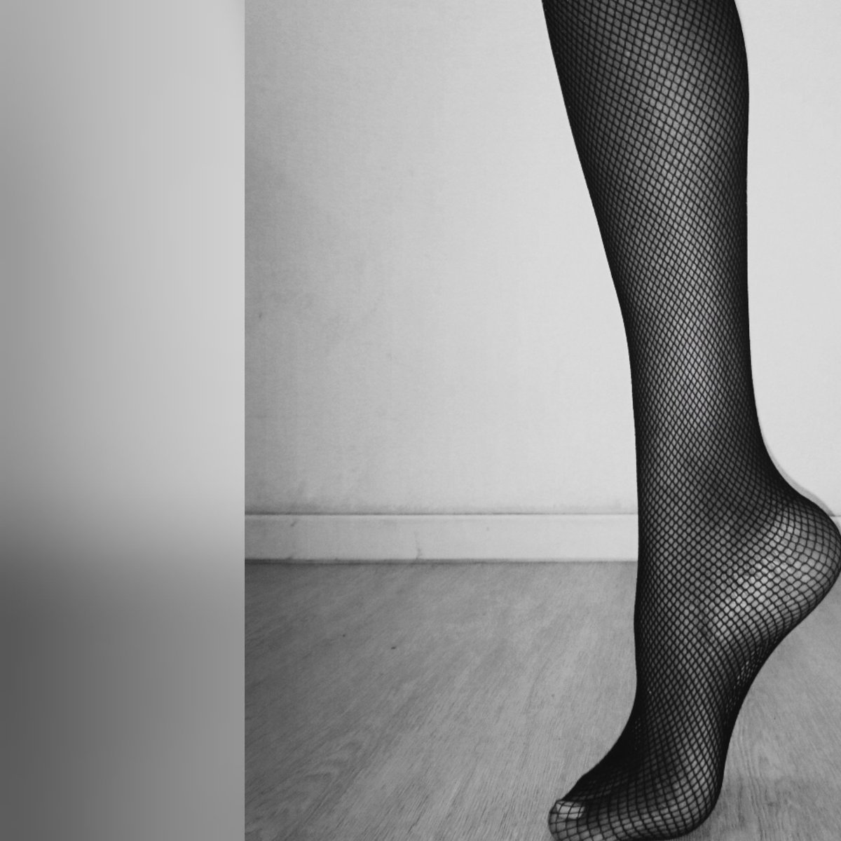 CiciTheMistress's tweet photo. Lick of my toes ! #MoneySlave #Fetchisme #Feet #Mistress #DmMe #Sex https://t.co/7uik2kixN2