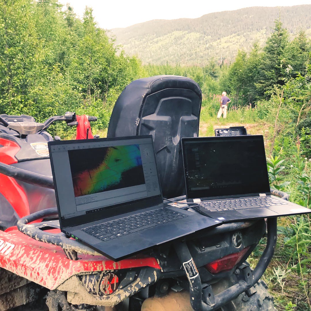 Candrone_'s tweet photo. Our friends at UAViation Aerial Solutions (UAS) in the field with #liair #lidar

#dji #drone #uav #rpas #greenvalleyint #candrone https://t.co/csf6U4TyoZ