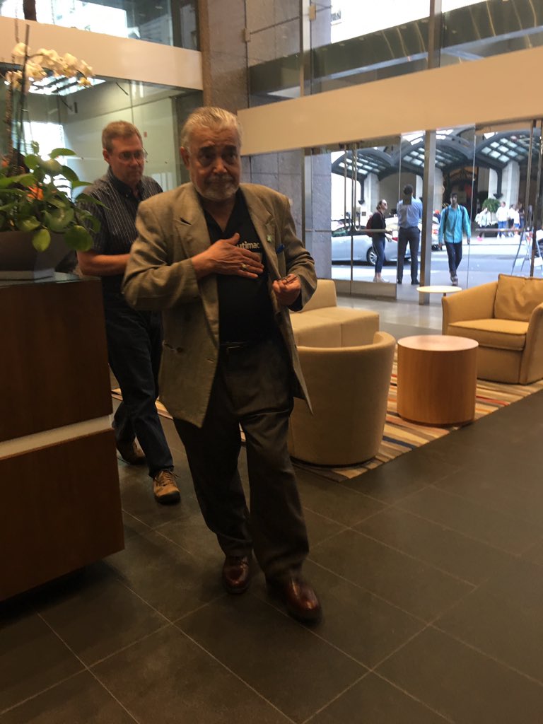 supercni's tweet photo. @betabay the most interesting man in the world. https://t.co/H9lXAxpqnE