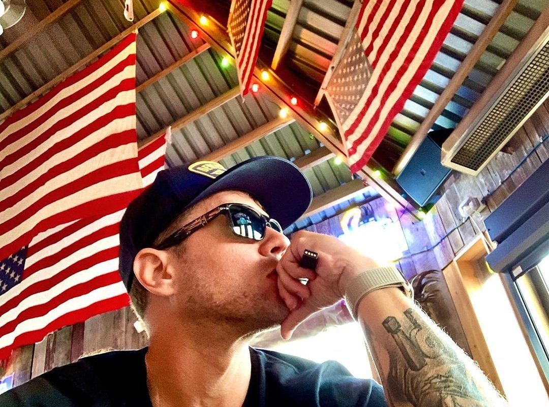 lifewphillippe's tweet photo. i know it's hard to deal with now @RyanPhillippe ,, but it will be okay. im so sorry for your loss😓💔. take as much time as you need to get through this. we will be here every step of the way to help you feel better. love  your biggest fan @lifewphillippe 🤕💙. #restinpeace https://t.co/gmLDEDqS5C