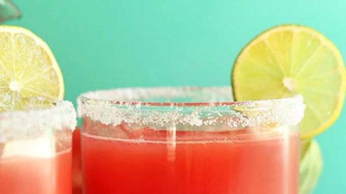 Here's to moms everywhere who put everyone else before themselves. Always remember to take some me time, which will make you feel better and help you be the best version of yourself! And cheers from Yumble on #NationalTequilaDay!