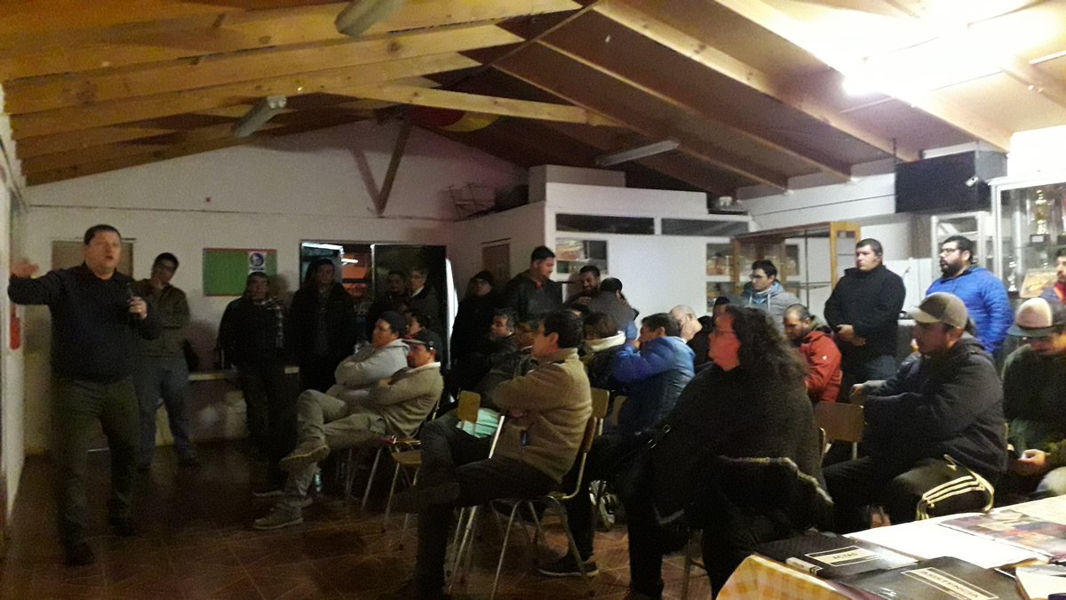 labbegomez's tweet photo. @agecopvr #TerrorUber #UberMiente en reunión junto a los conductores de  aplicaciones https://t.co/dcwJF23QaZ