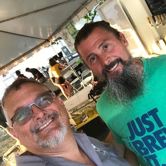 vvroom's tweet photo. Come on down to the Farm Fair and see Independent’s new beer tap trailer. #10taps #craftbeer #kegtag @independent_brewing_co #drinklocal https://t.co/FQJ17Gdwm6