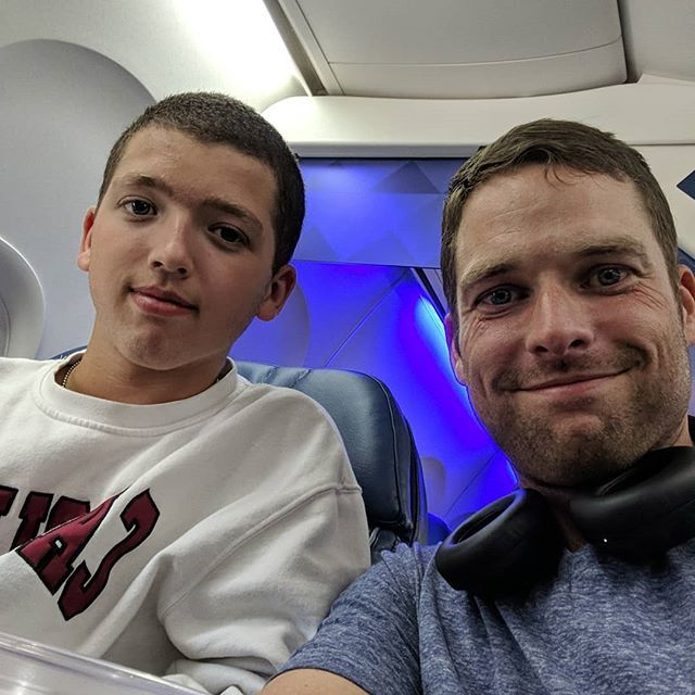 RoboFarnsworth's tweet photo. Kauai bound! https://t.co/kfVjE7sXMT https://t.co/lMo6DjWOY1