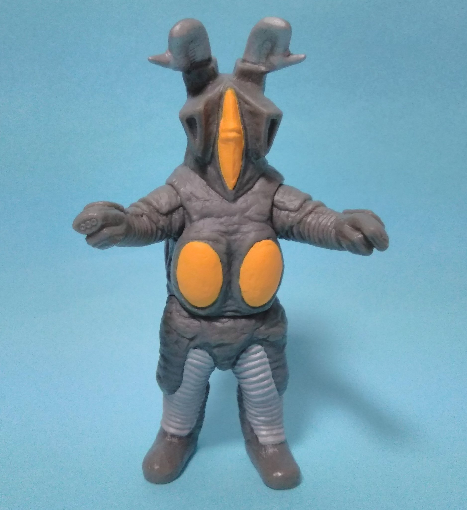 Sofviou ゼットン2代目のソフビ 旧ウルトラ怪獣シリーズの時に企画されたのですが未発売となりました 待望の商品化です ウルトラ怪獣 ゼットン バンダイ ソフビ T Co 0stn5pgxjl Twitter