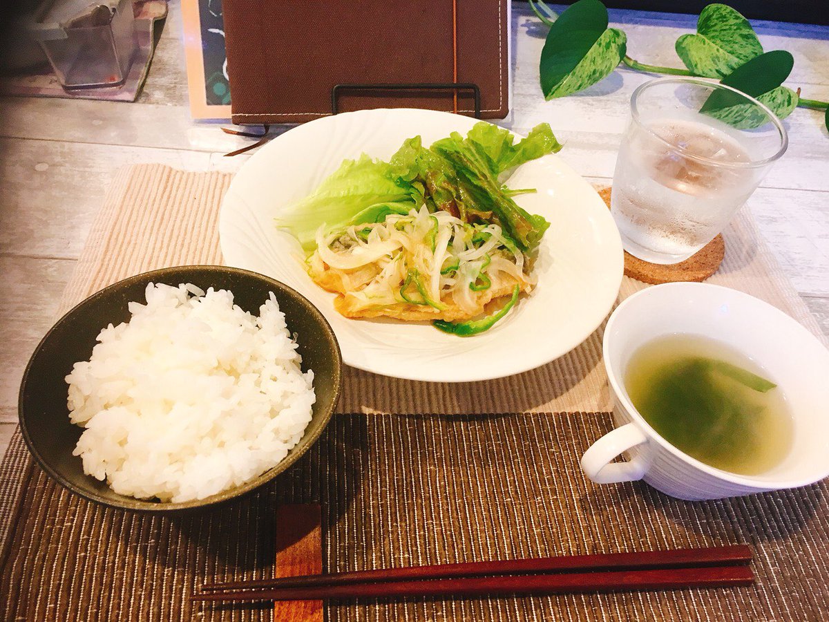3rdPlace4's tweet photo. 本日の日替わり（7/25)  ¥500
〜ハマチの和風マリネ〜

新鮮な地元沼津産のハマチをさっぱりとマリネにしました。和風仕立てでどうぞ。
#ランチタイム  ＃隠れ家 #ハンドドリップ珈琲 ＃清水町 #徳倉 #こだわりカフェ ＃カフェ #日替わり #喫茶店 #ワンコイン https://t.co/dV1Va59zWL
