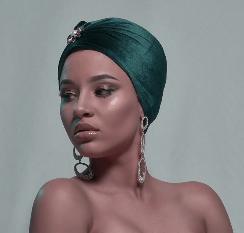 Haitians tagged Tweets and Downloader | Twipu