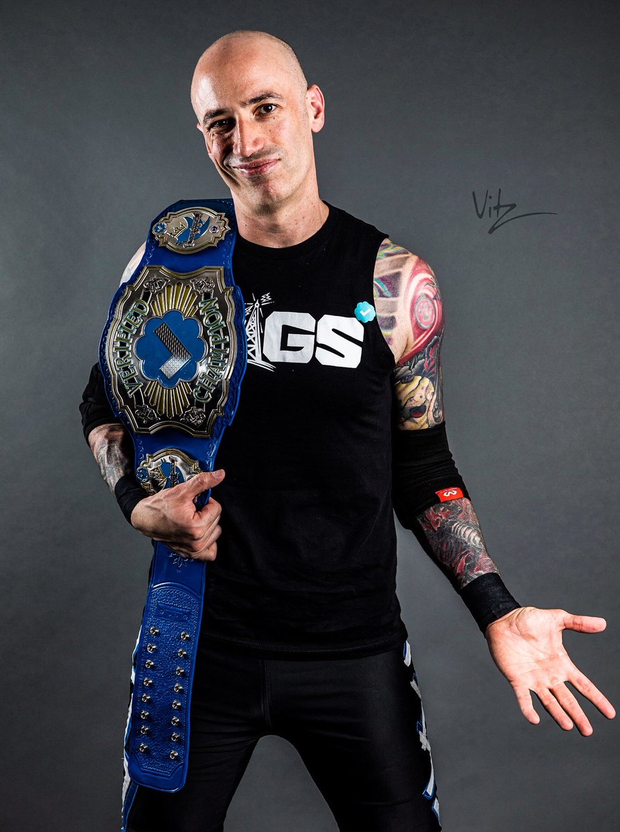 ImSteveMigs's tweet photo. New promo pix thanks to Vitz Photos! #VerifiedChamp https://t.co/QIa6mxPjkh
