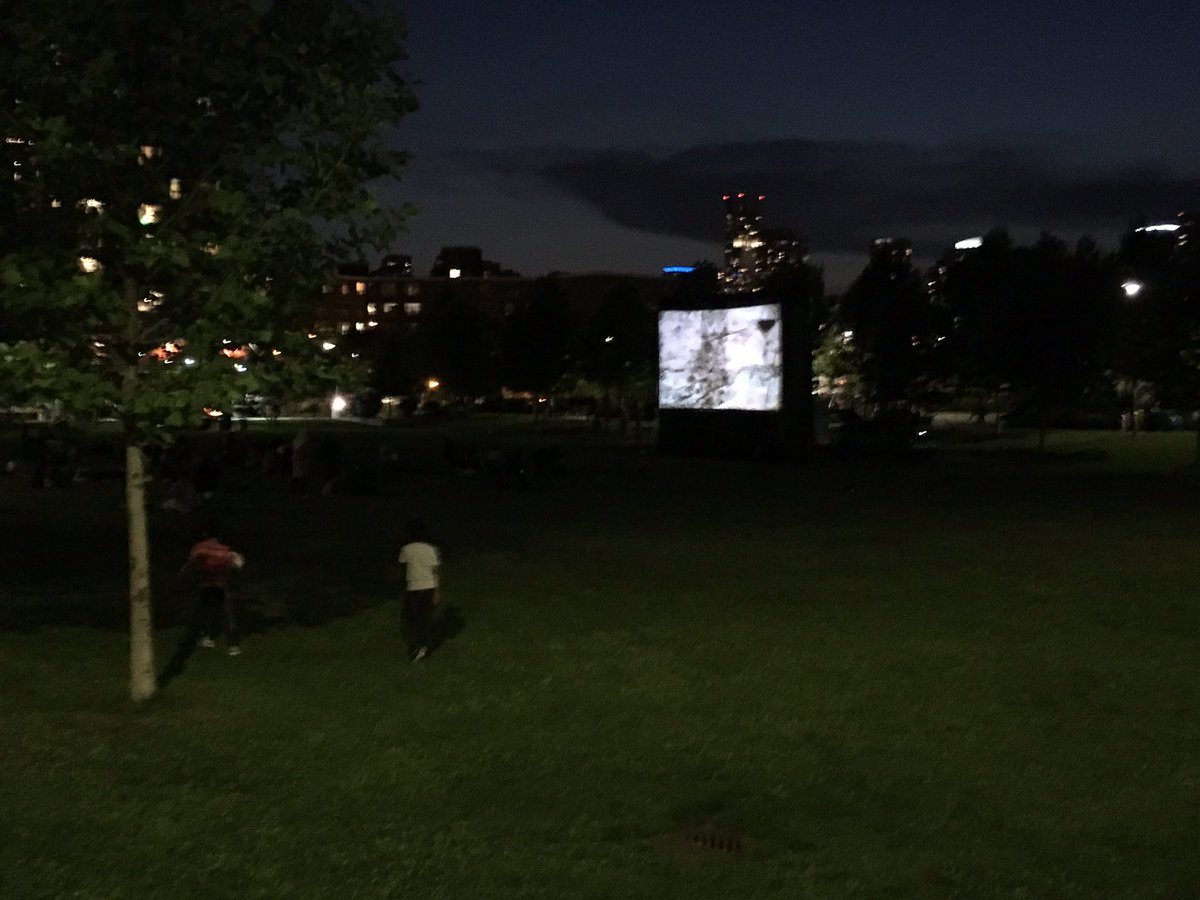 bmA_Y_'s tweet photo. To gather is a verb that brought us the word together. This is why I love community. #regentpark https://t.co/61bVha7943