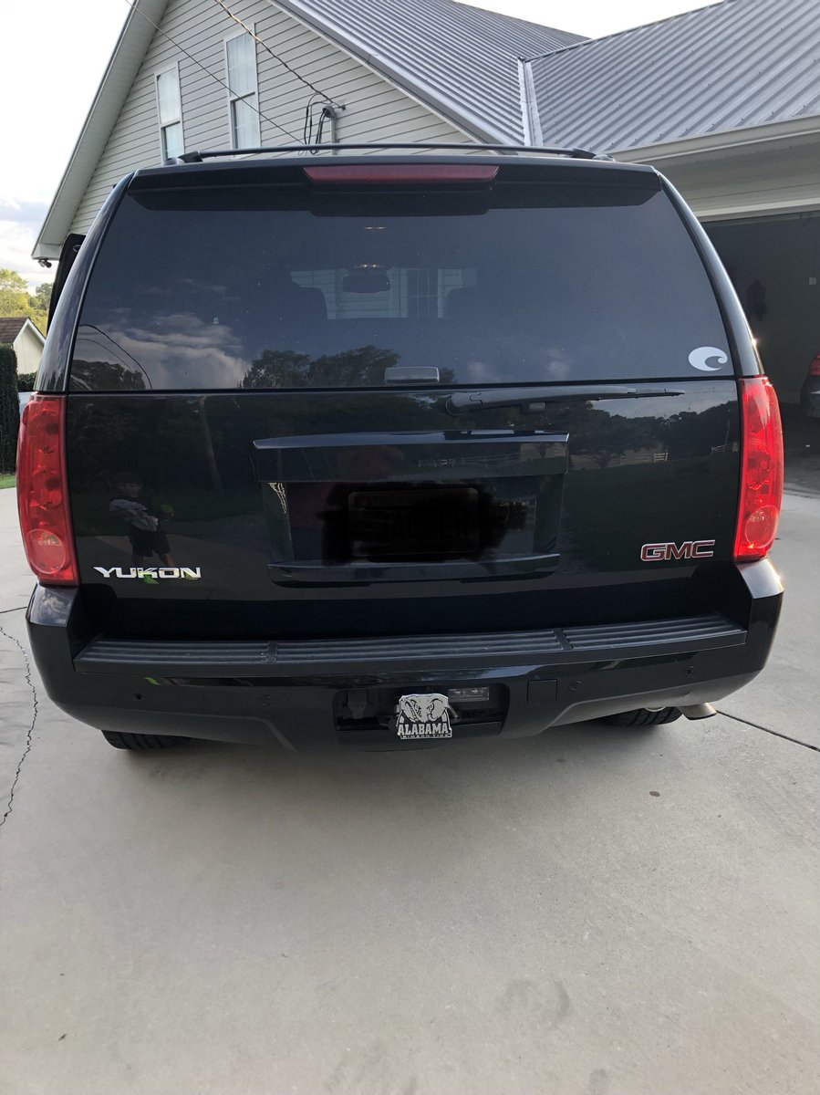 jarredacker's tweet photo. 2014 GMC Yukon SLT 

92,166 miles, XM Radio, Onstar, Rear DVD, Heated front seats, 3rd Row seating, leather, 
Tinted windows, CD player, loaded. New tires $22,995 DM for more info https://t.co/La6vOywMbW