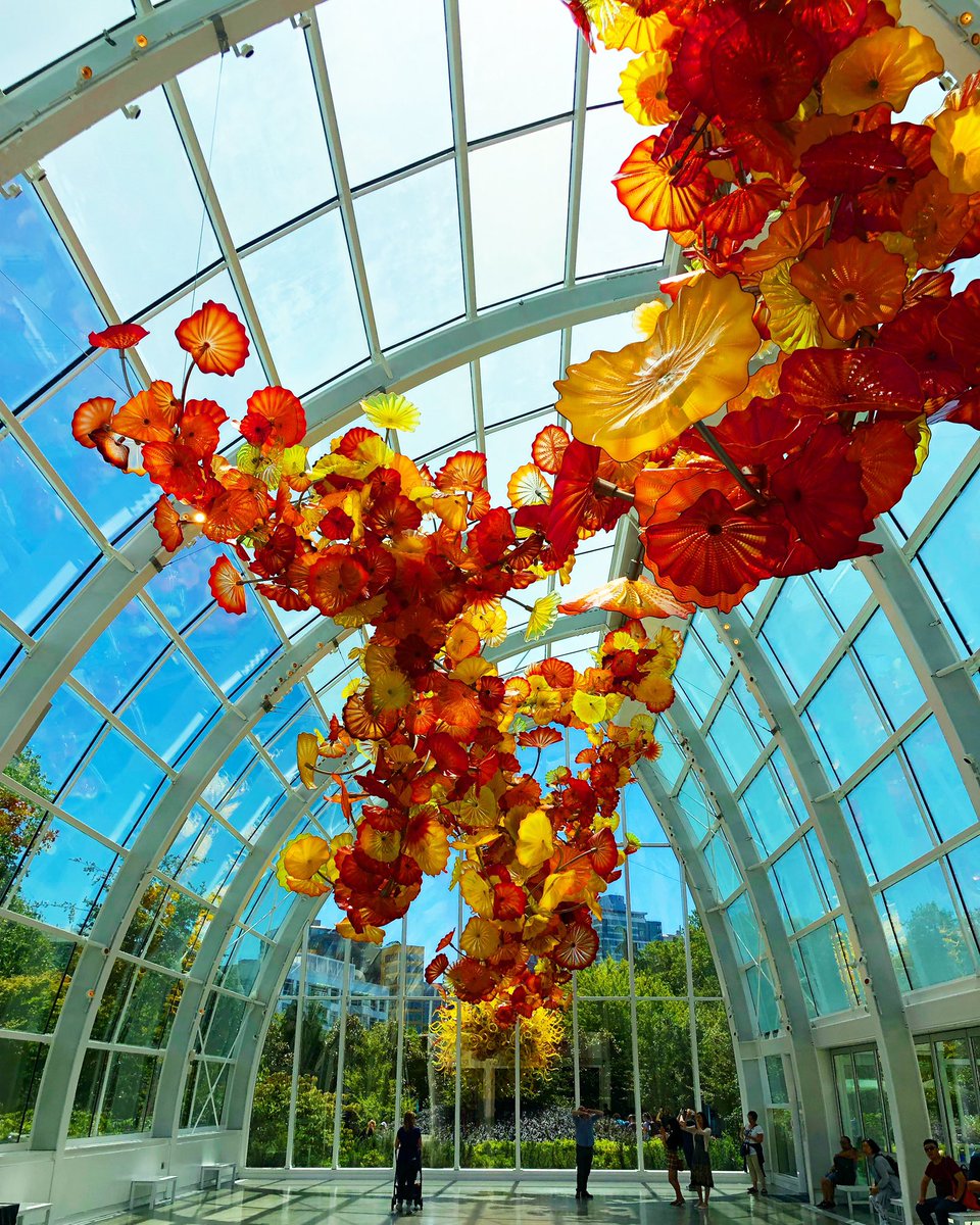 kingchiru15's tweet photo. Beautiful @ChihulyGG !! 😊❤️
#Artificial #SeaWorld #InGlass #artwork #Amazing #Beautiful #GlassHouse #chihulygardenandglass https://t.co/TdNAl2JBsp