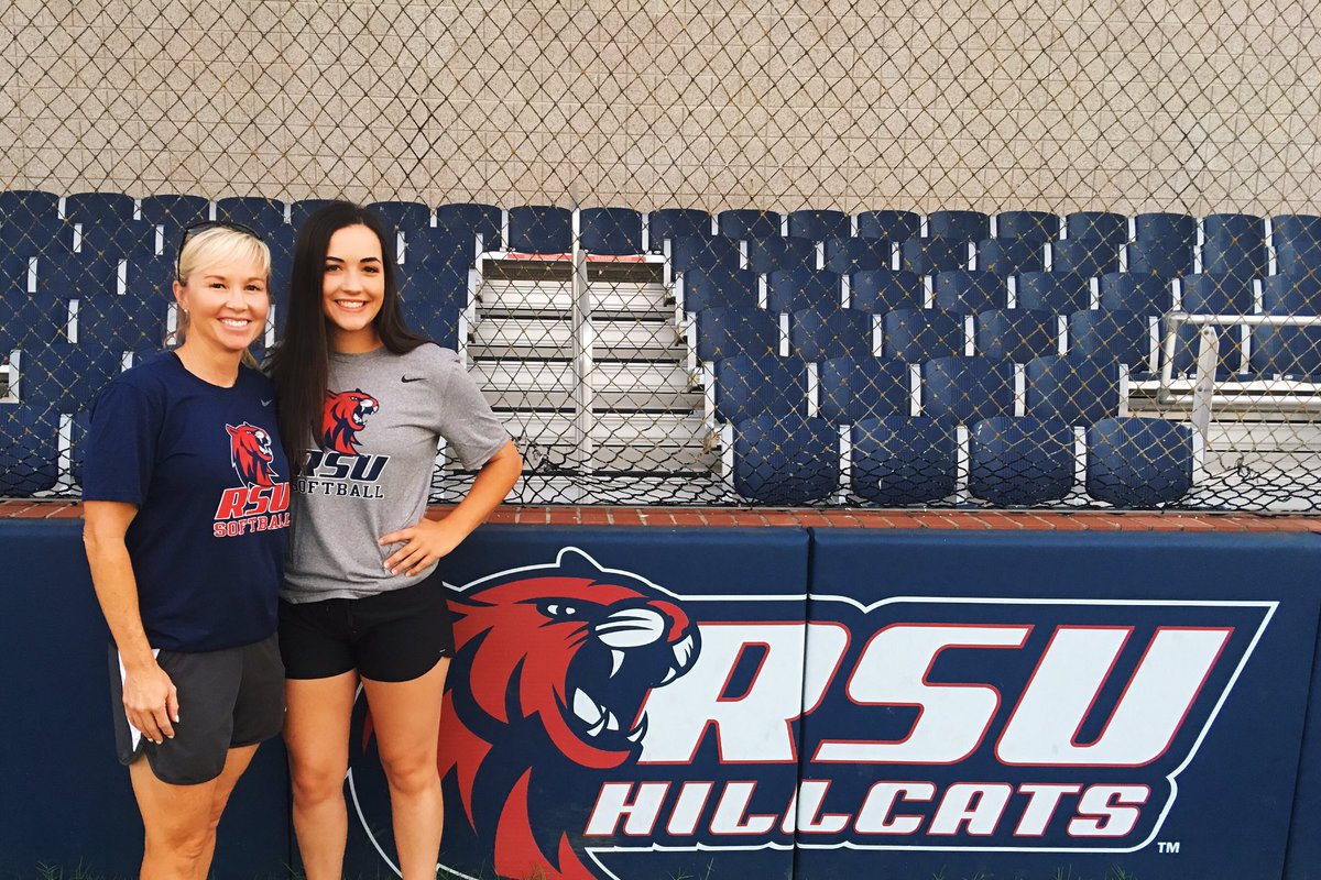 court hill tweet media