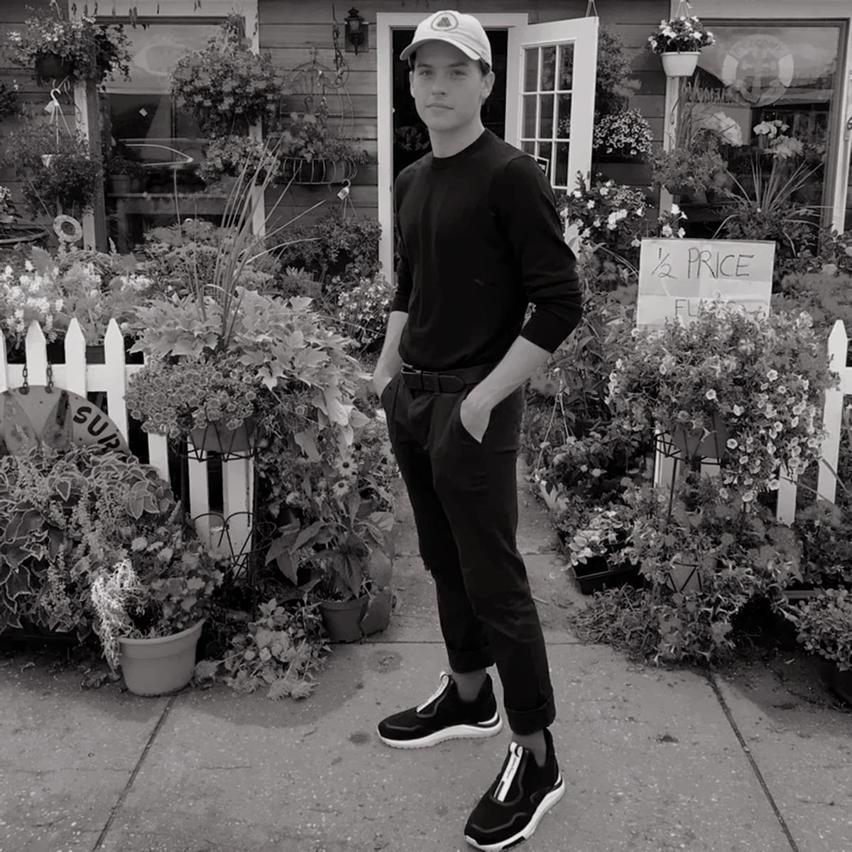 explosionlight's tweet image. ⠀          ┆𝘛𝘩𝘢𝘵 𝘐 𝘴𝘩𝘰𝘶𝘭𝘥 𝘩𝘢𝘷𝘦 𝘣𝘰𝘶𝘨𝘩𝘵 𝘺𝘰𝘶 𝘧𝘭𝘰𝘸𝘦𝘳𝘴.