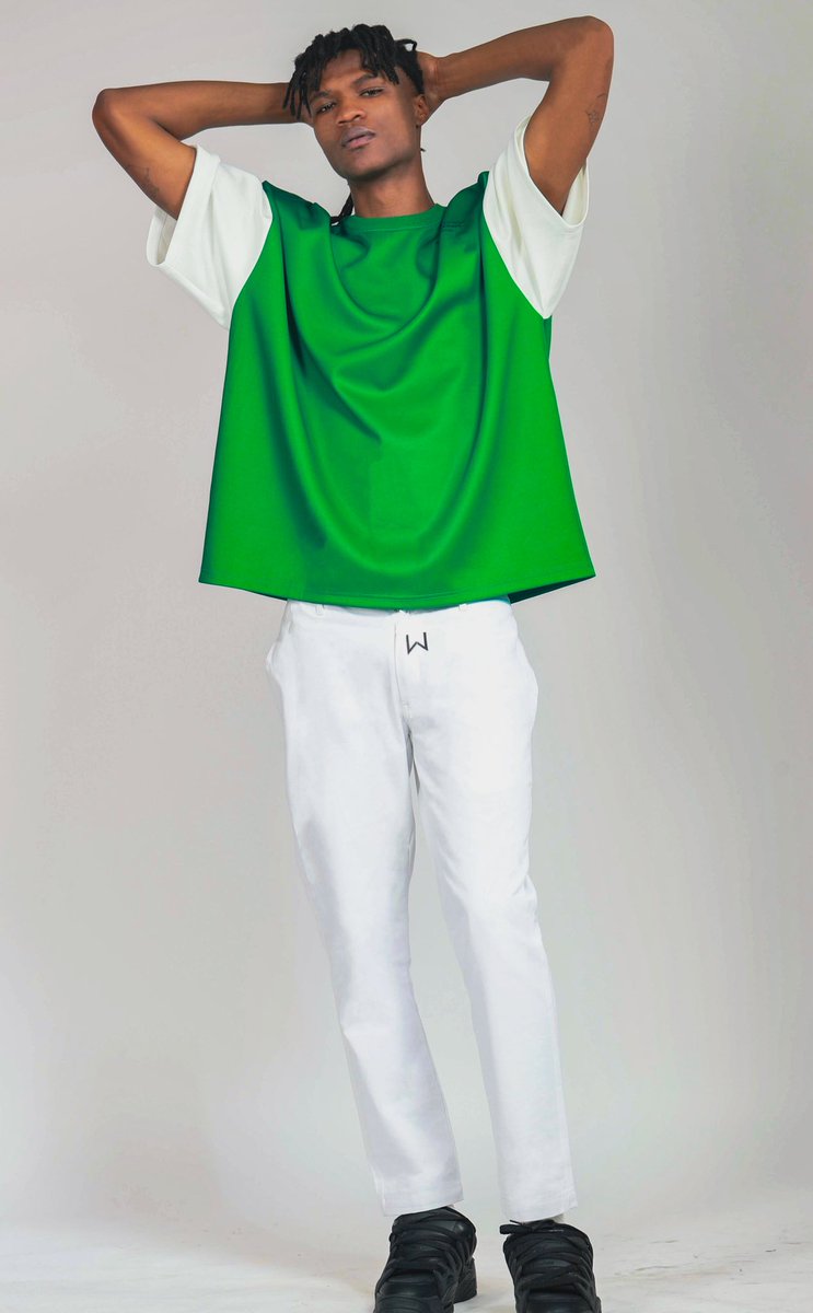 williammco's tweet photo. RCRS1:Contemporary Streetwear
By William McIntosh.
Green Sativa Box-Tee
Model: @zuluthegreat
πΈ: @Isimages
Check out our website
https://t.co/5ZsNfBL7PG
#williammcintosh #flystyle #daliystreetlooks
#slimplefits #boxtees #HSStyle #streetfits #colorshape #MTVHottest https://t.co/rqxS3tcwL9