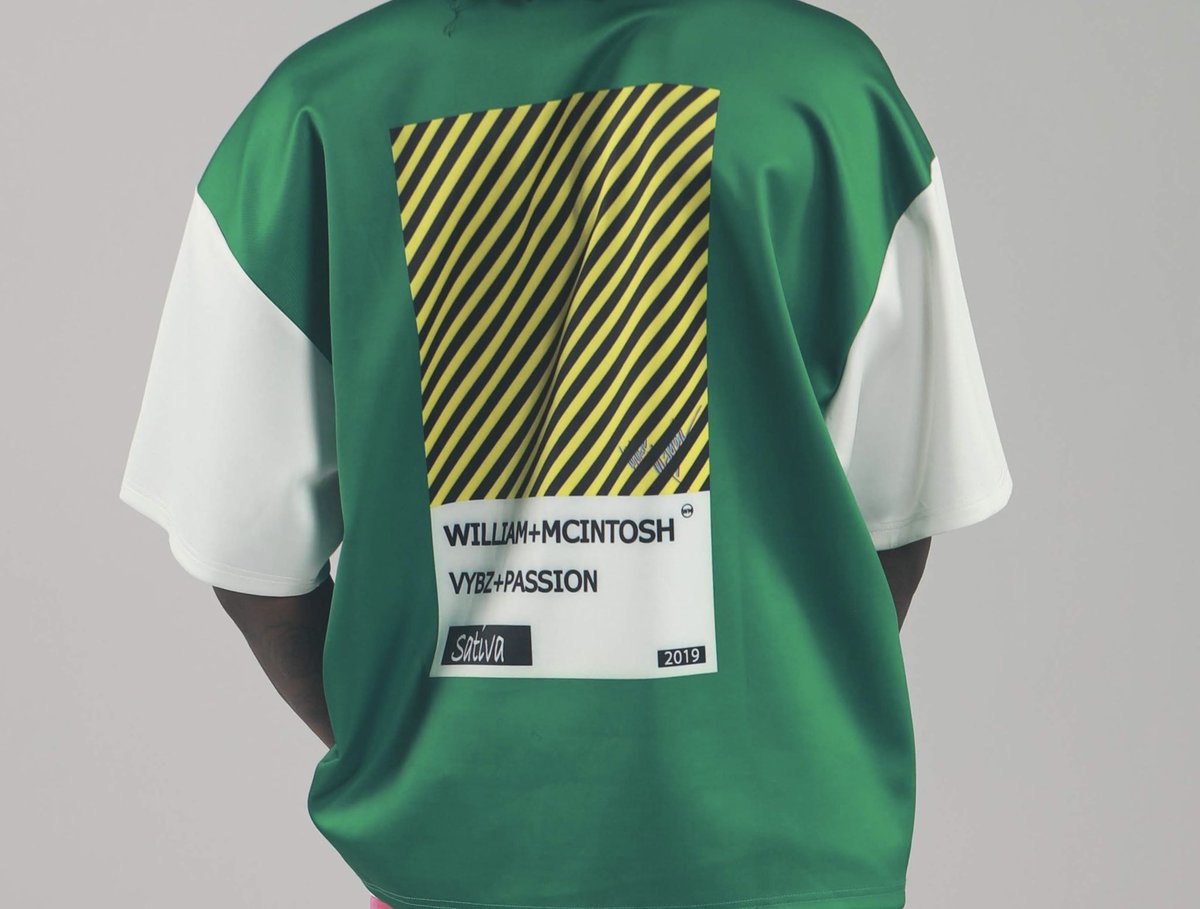 williammco's tweet photo. RCRS1:Contemporary Streetwear
By William McIntosh.
Green Sativa Box-Tee
Model: @zuluthegreat
πΈ: @Isimages
Check out our website
https://t.co/5ZsNfBL7PG
#williammcintosh #flystyle #daliystreetlooks
#slimplefits #boxtees #HSStyle #streetfits #colorshape #MTVHottest https://t.co/rqxS3tcwL9