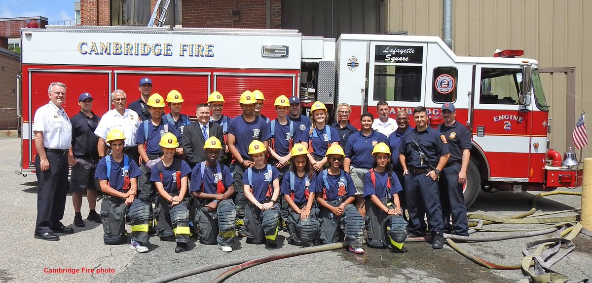CambridgeMAFire's tweet photo. #CambMA #MSYEP 2019 Youth Fire Academy 24 July 2019: Hopefully there are future Cambridge Firefighters in the group, a hard working group of young women & men.
Today @cambridge_mayor McGovern, Chief Mahoney & Assisant Chiefs Sheehan & Cahill) visited the training site. https://t.co/inoQu5un70
