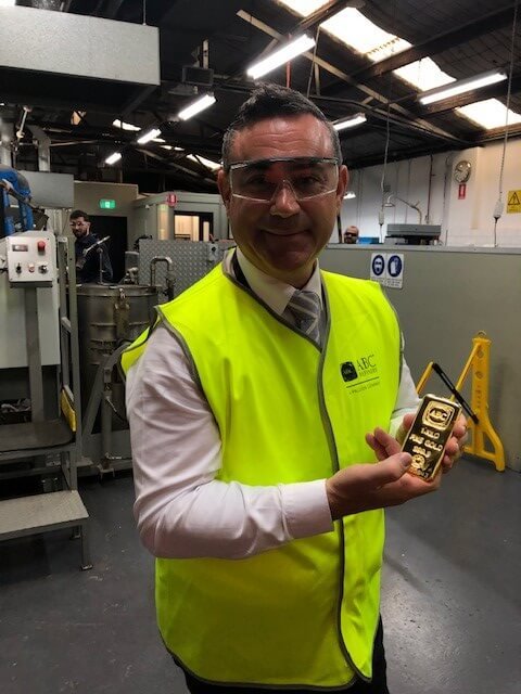 ABCRefinery's tweet photo. We were thrilled to have the Hon. @JohnBarilaroMP visit Pallion and ABC Refinery for a tour of our facilities! The tour gave #Pallion an opportunity to showcase its people, tech & culture, and the Deputy Premier was impressed by our great NSW & Australian industry success story. https://t.co/LxbHYm36nq