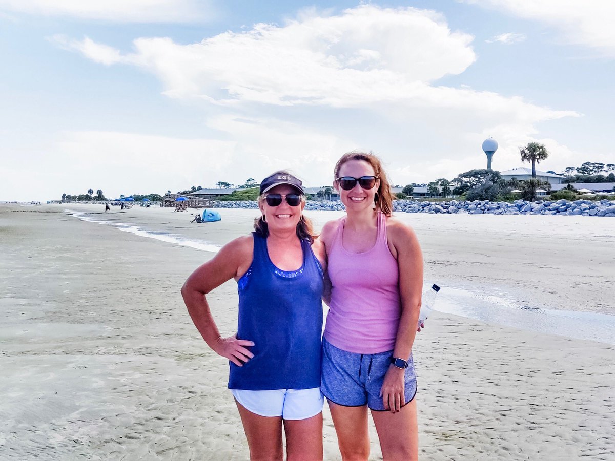 Thankful to work at a school that knows how to work hard but play hard, too.<a href="/DianeCroy/">Diane Croy</a> and I were the champions of bocce ball on our leadership retreat! #WildcatsWin #champions <a href="/RichmondHillMS/">RHMS</a>