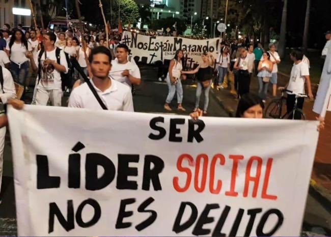 Iván Cepeda Castro on Twitter: "Así es: “Ser líder social no es delito”. 26  de julio, movilización.… "