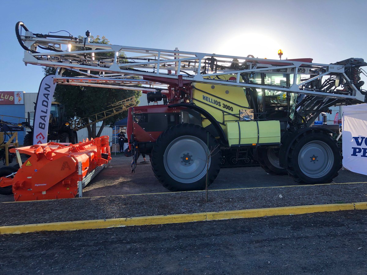 HARDI_Australia's tweet photo. The super lightweight #HardiHellios is on the Serafin Ag Pro's site at the 2019 Cotton Conference in Griffith. Come and see the boys to organise a demo!
#HardiWorksHere #HardiSprayers #CottonGrowing #CottonFarmers #GriffithNsw https://t.co/rdcJfveMNE