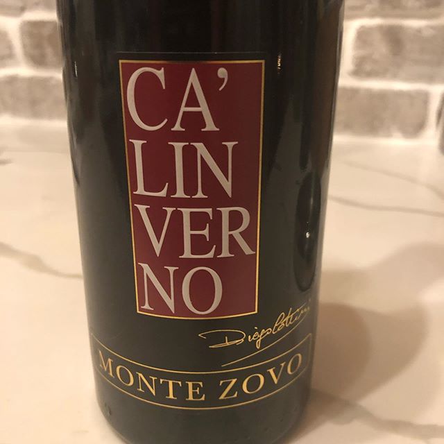 chulizuliani's tweet photo. Winesday night with @montezovo “Ca’Linverno Rosso” Grape varieties:
Corvina, Rondinella, Cabernet, Croatina 🇮🇹.
•
•
•
#montezovo #calinvernor #redwine #winetasting #winelover #winery #whitewine #instawine #winecountry #winelovers #winetasting #winead… https://t.co/8q7jrlb0B6 https://t.co/9nqrrkRSLH
