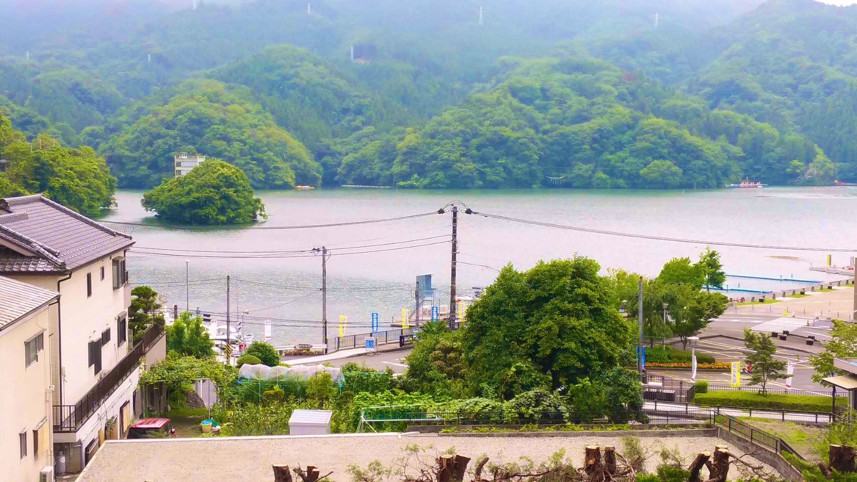 合宿の宿 桂月 相模湖花火大会に向け 庭木の剪定を行いました 当日は お部屋から美しいナイアガラを見ることができます まだ空きがございますので ご予約はお早めに 相模湖花火大会 桂月 T Co 9lwkpcmaml Twitter