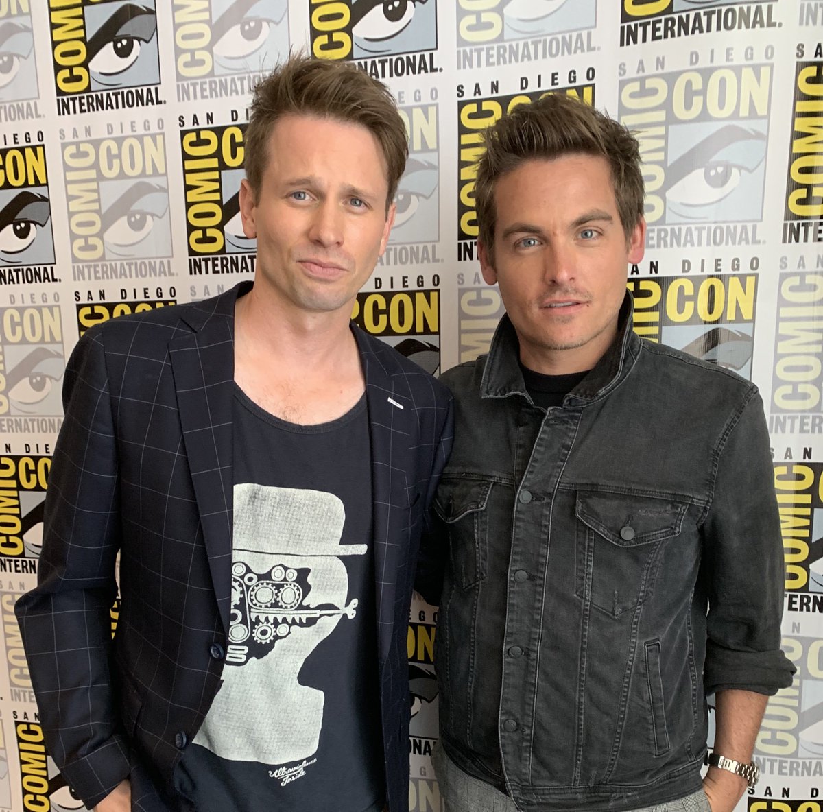 WJHonFOX's tweet photo. Well, look who was at #SDCC19 — only the best cast members ever! @TheFlare #WhatJustHappened
#FOXSDCC https://t.co/Q3wuQ7QmxS