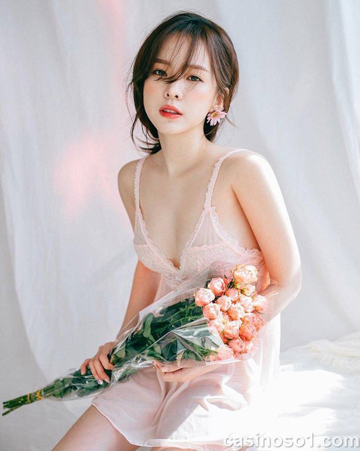 Man_Nguyen457's tweet photo. Hot girl Hàn Quốc bị lộ clip nóng
Link: https://t.co/Uy76QeXTlb #hotgirlhan #gaixinh
☘️🥎🍄🏈⚾️🎋 https://t.co/b0MfyjS3G0