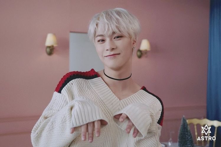 M00NBINPICS's tweet photo. a superior look of binnie that must never be forgotten🌙 #MOONBIN #ASTRO #AROHA #문빈 #아스트로 https://t.co/tdK7Tll0EQ