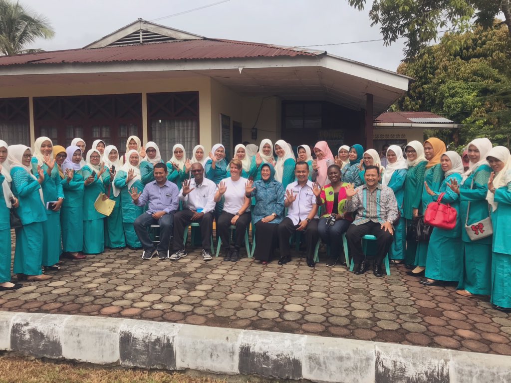 Tesswanzy's tweet photo. Ever doubted the power of a united womens group?You should visit Sijunjung's PKK who are pushing for a district wide ODF in West Sumatra and you'll be awed . Felt so empowered after meeting these heroines..@SharonRoose2 @SNV_WASH https://t.co/Q5TrpaYpkp