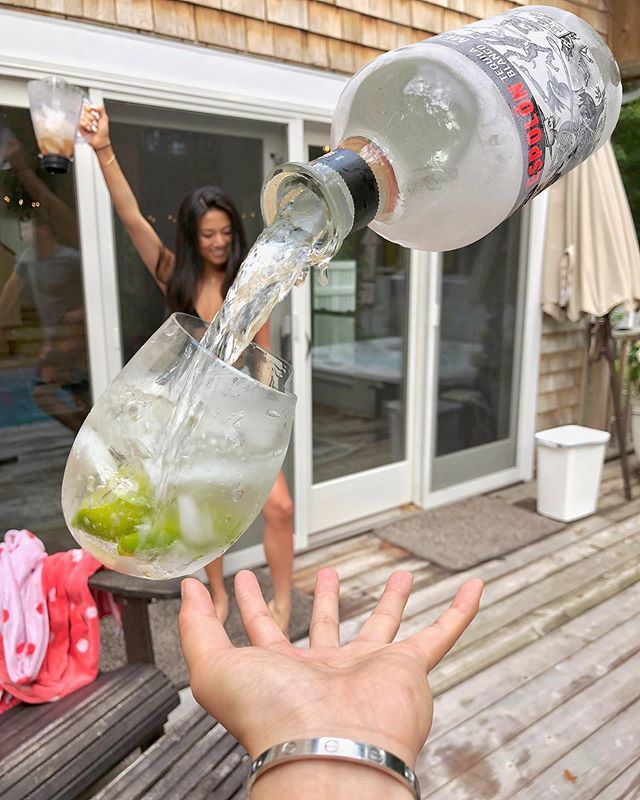 It’s #NationalTequilaDay y’all.
Lime responsibly 🍾 ift.tt/2GsPhtT