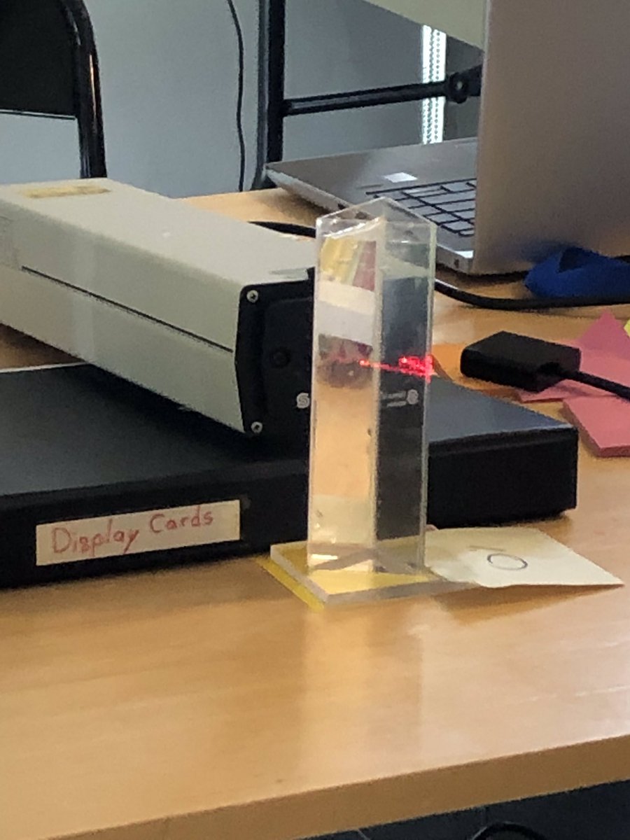SeaEduca8or's tweet photo. #MauryProject light and sound refraction today https://t.co/3QSbFaPkqN