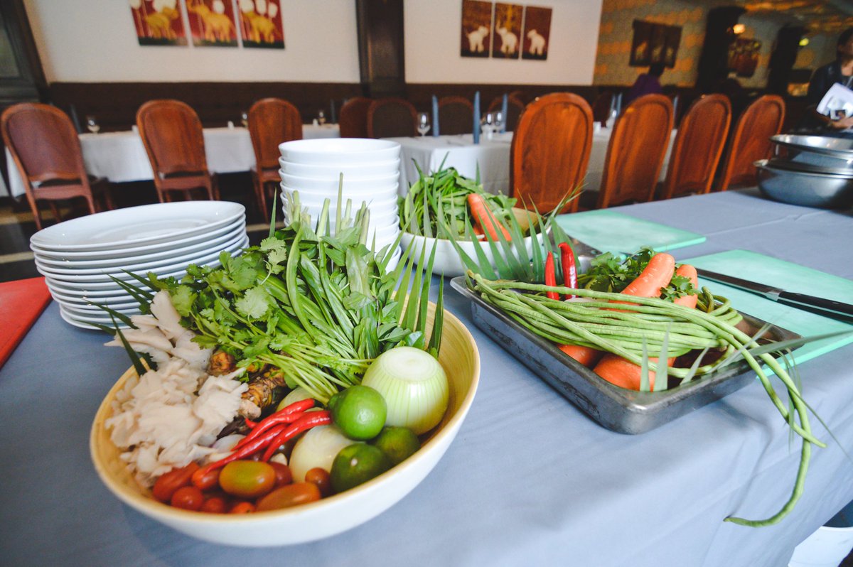 memoiresiemreap's tweet image. Cooking is an art and you have to cook with love! Learn Khmer Cooking Class doesn't need skill but it needs passion.

Book Now:
Tel. +855 63 963 568 / +855 69 212 888
E-mail: reservation@memoiresiemreaphotel.com
Learn more: memoiresiemreaphotel.com