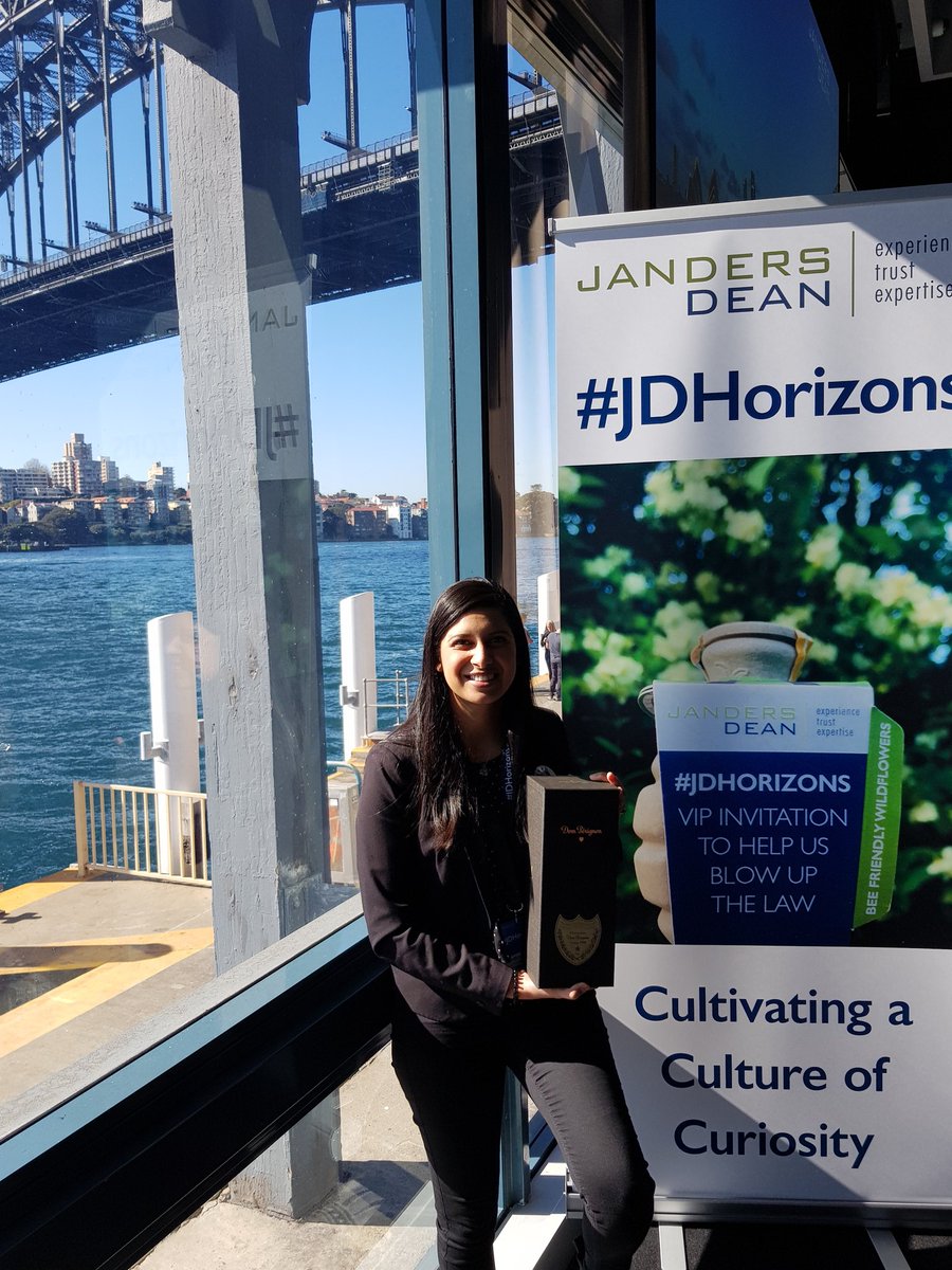 Thanks Janders Dean for the lovely bottle of Dom! It's been a pleasure to tweet the takeaways from this amazing event #JDHorizons