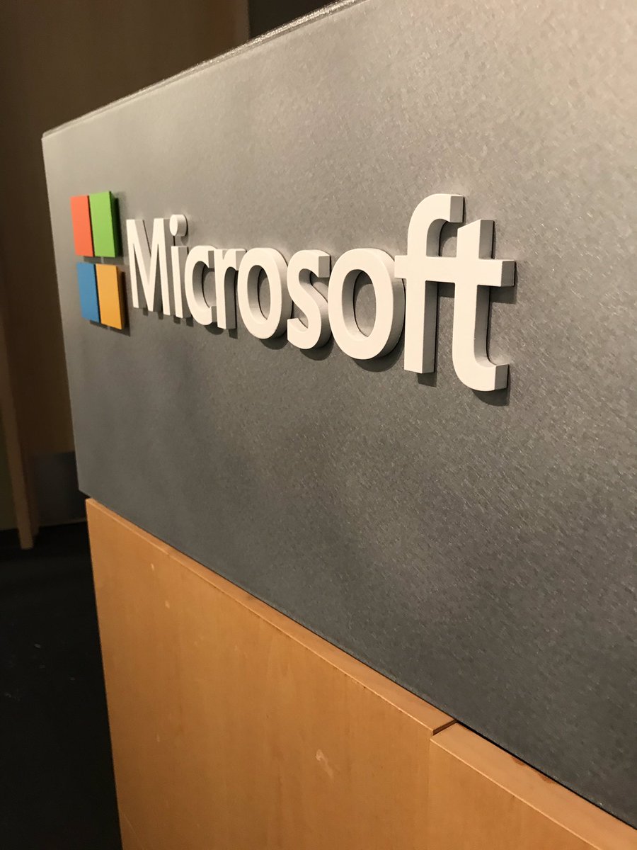DigitalCircusNZ's tweet photo. Microsoft Hackathon Seattle 2019: Passion project - Fighting obesity. Although this has so many wider issues, trying to come up with an engaging solution isn’t always an easy journey - #DesignThinking #MoreCoffee @Hacking_STEM @edchatNZ #EdTech @nzannet https://t.co/b6LWVaUIPh
