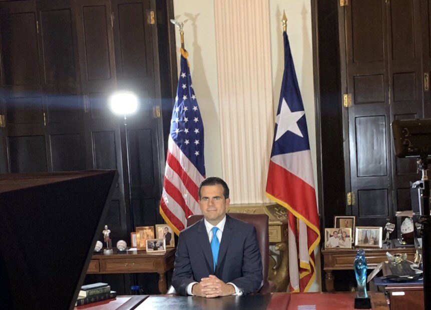 lafortalezadepr's tweet photo. [En breve] Según informado por el secretario de Asuntos Públicos, @AnthonyMaceira, el gobernador @ricardorossello, ofrecerá un Mensaje al Pueblo. Atentos a nuestra cuenta oficial de Facebook. ➡️https://t.co/1aa1oIuqJg https://t.co/xxogDSn80P