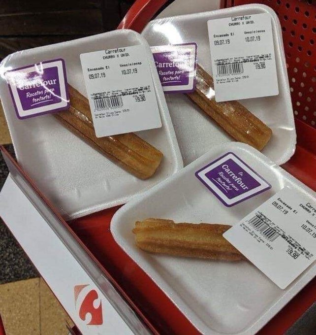 elcosodelapizza's tweet photo. ¿Un churro envasado? Nos vamos a extinguir por pelotudos. https://t.co/WTWt4hu4BZ