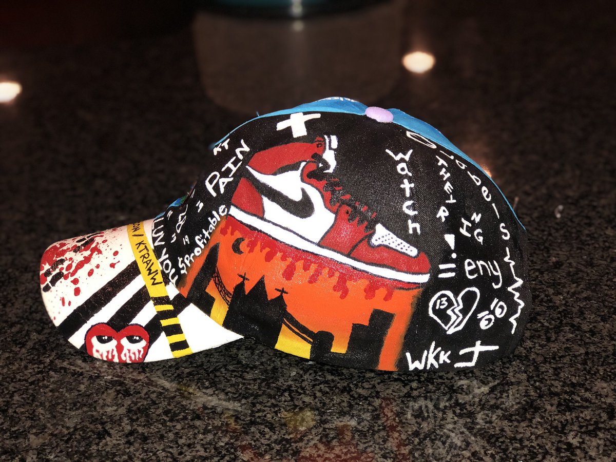 kamshutupp's tweet photo. DMV Artist trying to build my business from the ground up ✅ SUPPORT BLACK BUSINESSES ! A RT could open doors ❤️ I also customize shoes ! https://t.co/QbZWNtZ3BZ