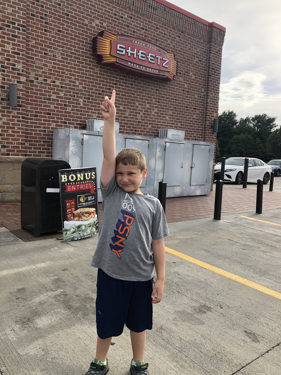 SaltyHamAnt's tweet photo. My kid knows what’s up @Shanemgillis @TheBonfireSXM @sheetz #SheetzNation https://t.co/2bqpApBSXi