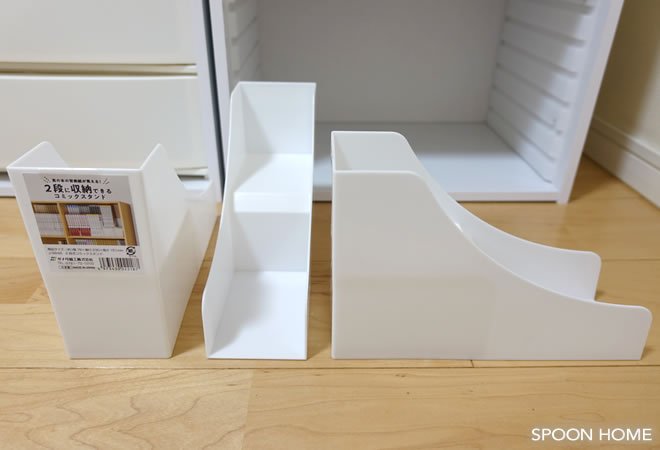 サナダ精工さんの「2段式コミックスタンド」 カラーボックスや本棚の