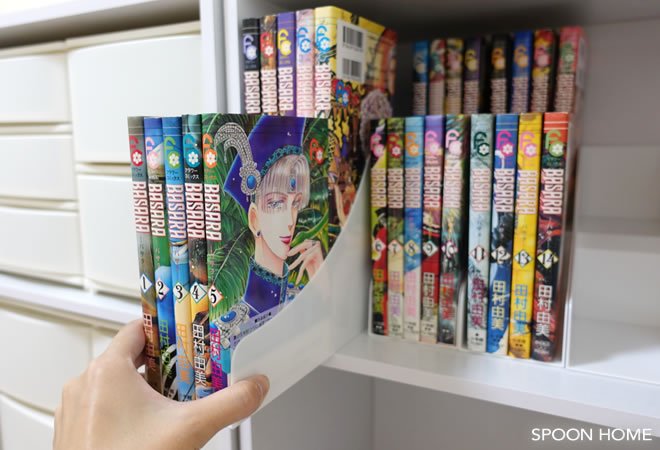 サナダ精工さんの「2段式コミックスタンド」 カラーボックスや本棚の