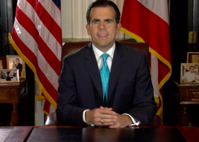 leandrareports's tweet photo. BREAKING: Rosselló is resigning, effective August 2, 5 p.m. #RickyRenuncia https://t.co/npfhEUm3dY