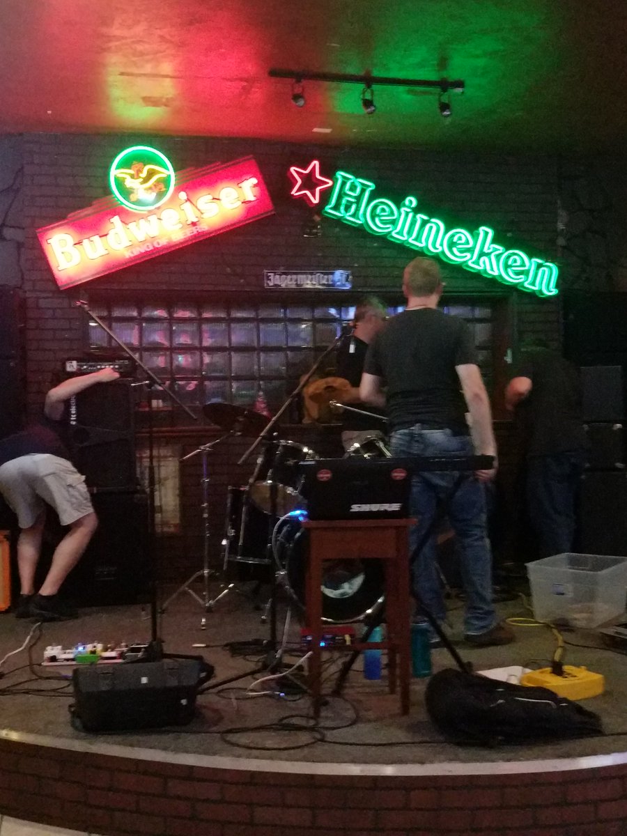 PERC2019's tweet photo. The band is setting up at City Limits bar! Come hang out with all your fellow #PERC2019 attendees! https://t.co/hsPNzIRTas