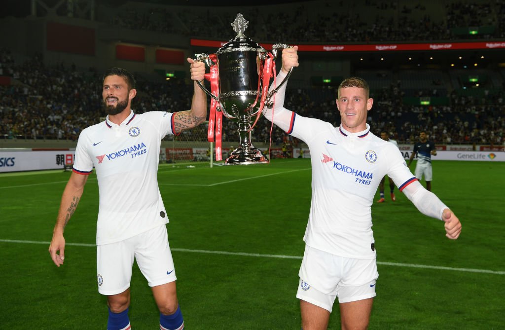 chelseafc_indo's tweet photo. Oleh-oleh dari Jepang... 🏆😍

#CFCIndo https://t.co/mFLGxx0nj7