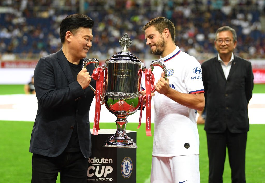 chelseafc_indo's tweet photo. Oleh-oleh dari Jepang... 🏆😍

#CFCIndo https://t.co/mFLGxx0nj7