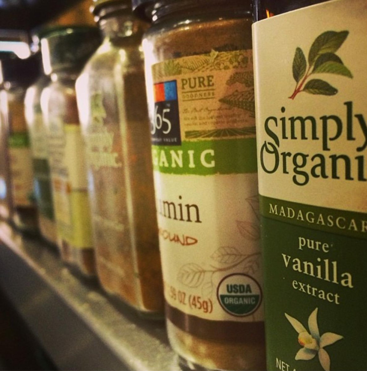 gccglendale's tweet image. Looking for a healthier option for Lunch? 💚 Stop by #GreenCornerCafe and taste flavorful dishes made with organic and Non-Gmo ingredients! 

📲 (818) 507-5003
📍 604 W. Glenoaks Blvd - Corner of Glenoaks and Kenilworth
🌐 organicgreencornercafe.net