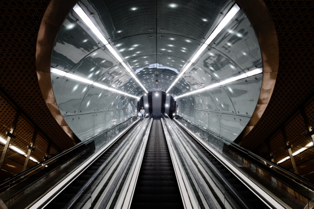 HebaGamilZaki's tweet photo. Do you know what’s the best way to make #automated chat a success within your company? @HuntingBenjamin underlines the key points surrounding a successful #AI chat deployment: via @SmarterCX https://t.co/kOTaONLPek https://t.co/5kQ8KbPj8H