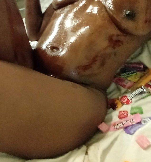 RT for the Chocolate Goddess  Video chat special happening right now with me Msprettypussi33... $$Message<a href="/tag/cumplaywithme"class="tags"><span>#cumplaywithme</span></a>